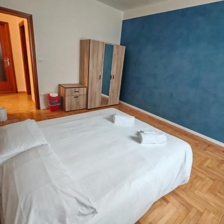 Bernina Base Camp Tirano - Homey - Appartamento con 3 Camere da Letto e con Balcone - 9