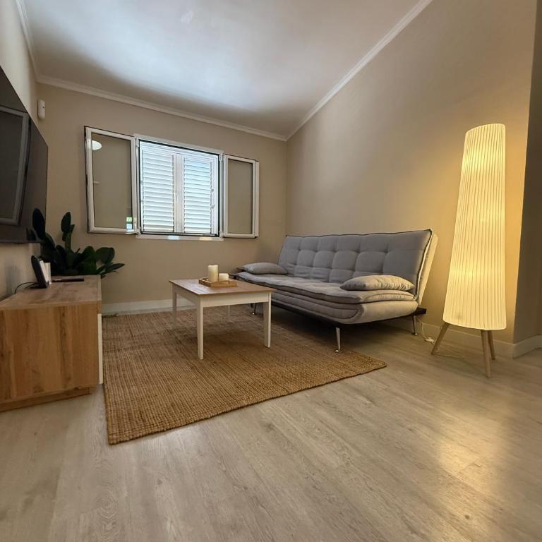 Odi Suite&Home - Appartamento Deluxe con 2 Camere da Letto e Vista Giardino - 1