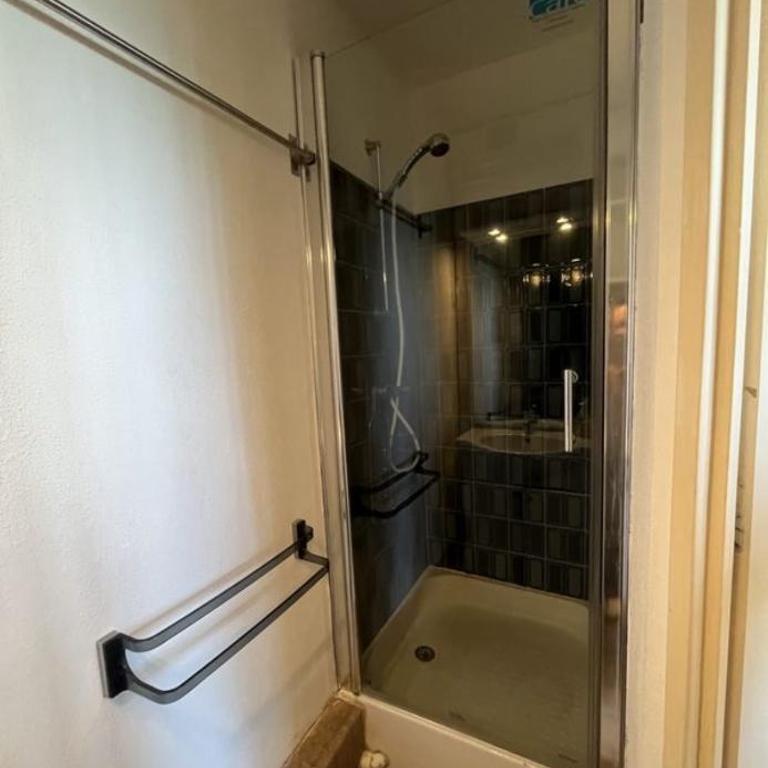Studette Chabanon - One-Bedroom Apartment - 4