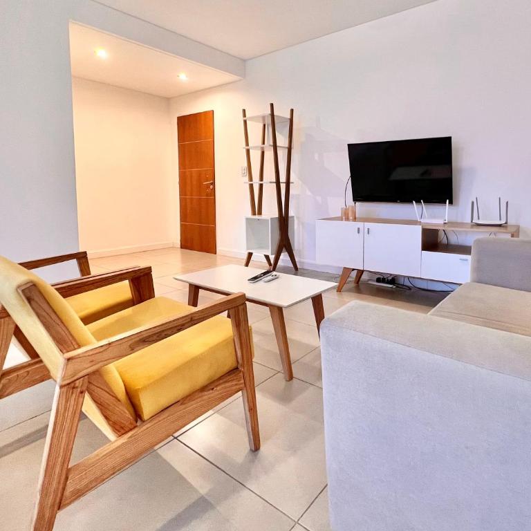 Punta Este - Three-Bedroom Apartment - 35
