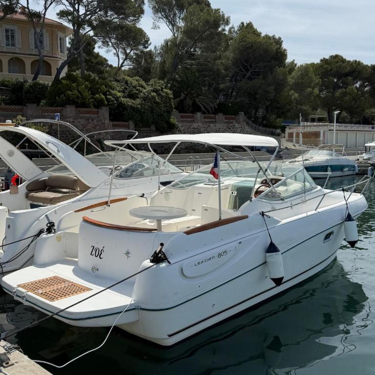 Unique experience on a boat in Saint-Raphaël - Mobile Home - 5
