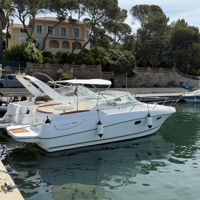 Unique experience on a boat in Saint-Raphaël - Mobile Home - 7