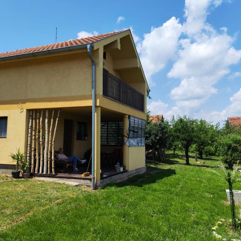 Dedinje, ul Zorana Mitrovića 22 - Haus mit 1 Schlafzimmer - 2