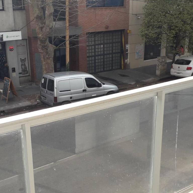 A tres calles de la playa y cuatro de la peatonal - One-Bedroom Apartment - 22