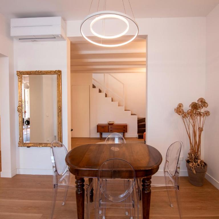 Giotto House - Appartamento con 2 Camere da Letto - 75