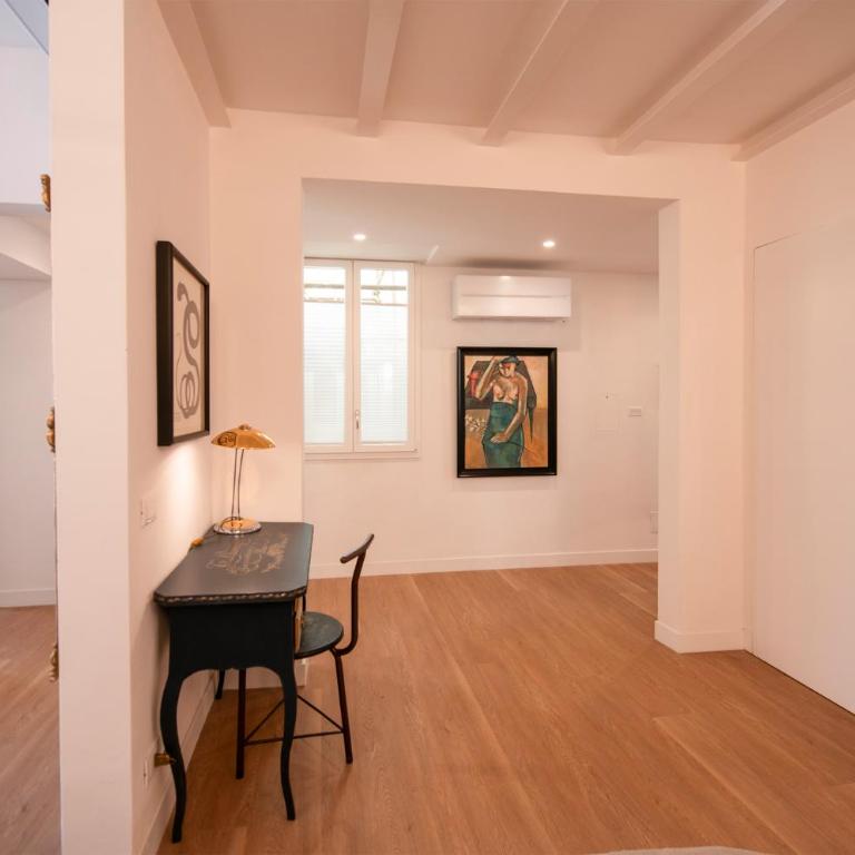 Giotto House - Appartamento con 2 Camere da Letto - 81