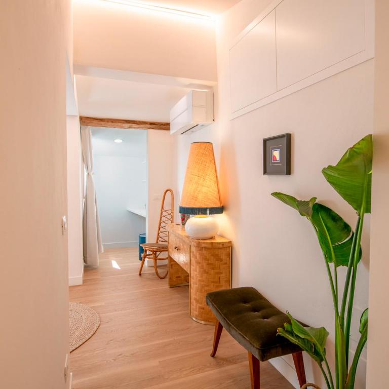 Giotto House - Appartamento con 2 Camere da Letto - 84