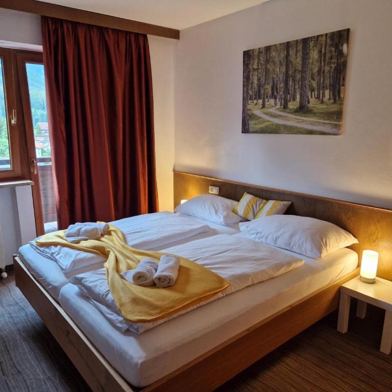Sonnenburg Hotel - Familienzimmer mit Terrasse - 1