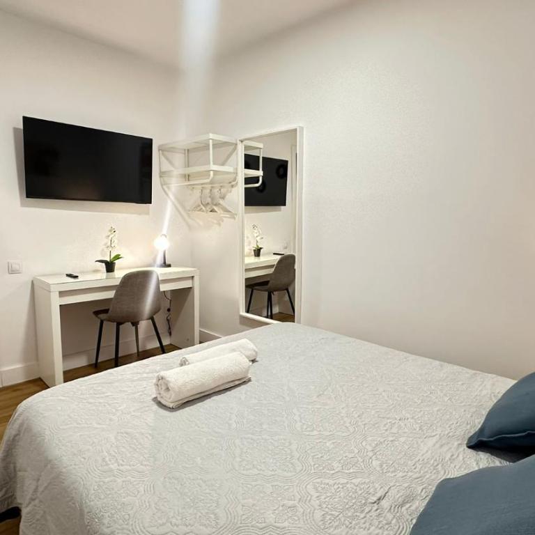 Madrid R Manuel - Standard Doppelzimmer mit Gemeinschaftsbad - 2