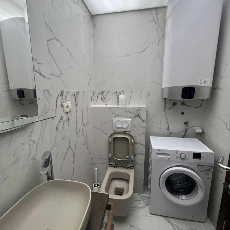 LUX Apartment Budva - Apartman sa 1 Spavaćom Sobom - 13