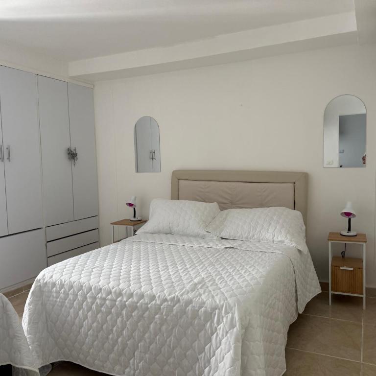 Lindo y comodo apartamento - Two-Bedroom Apartment - 6