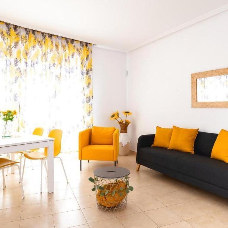 Casa Girasoles terraza patio aire acondicionado - Two-Bedroom House - 34