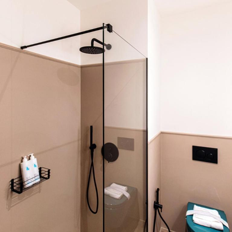 Aqua Luxury Rooms - Doppelzimmer mit Balkon - 7