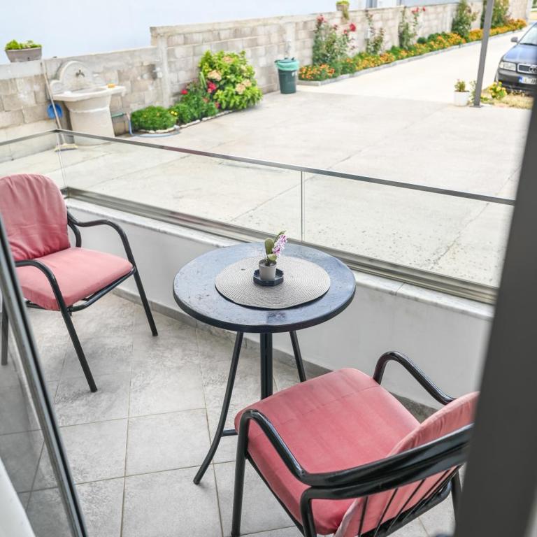 Apartman Amin&Amina - Komfor Trokrevetna Soba - 6