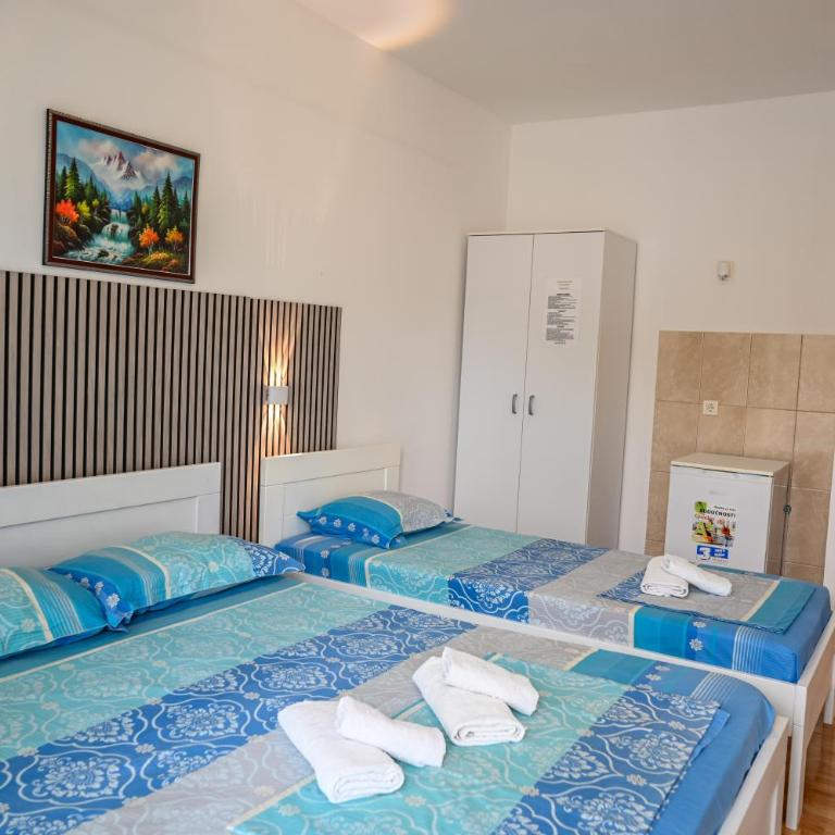 Apartman Amin&Amina - Komfor Trokrevetna Soba - 3