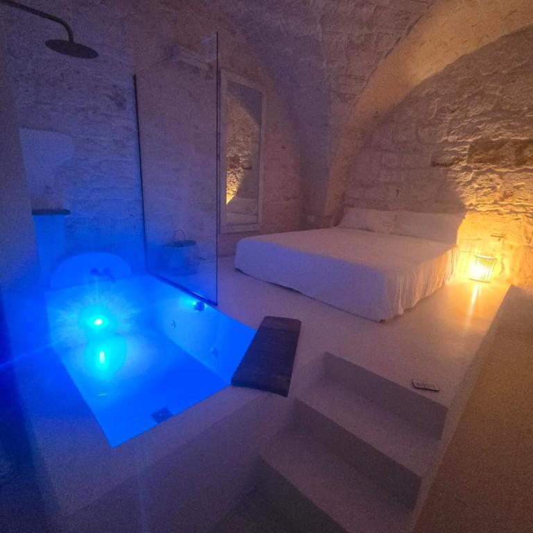 Amantía suites Jacuzzi Ostuni - Monolocale Matrimoniale Deluxe - 2
