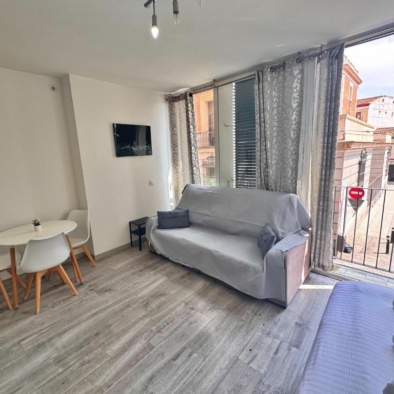 Estudio en Plaza Vara del Rey - Apartment mit 1 Schlafzimmer - 1
