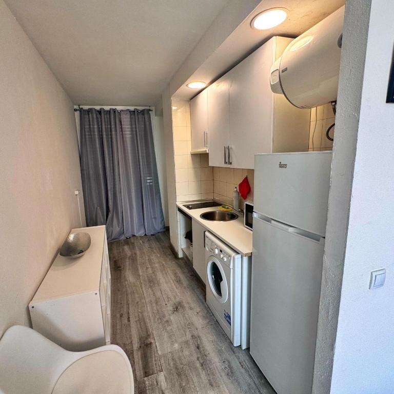 Estudio en Plaza Vara del Rey - Apartment mit 1 Schlafzimmer - 10