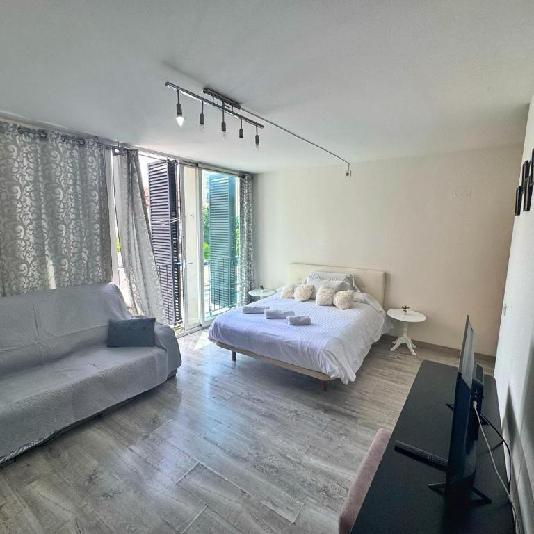 Estudio en Plaza Vara del Rey - Apartment mit 1 Schlafzimmer - 2