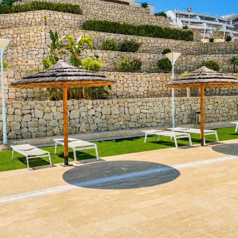 Atico Nuevo Piscina Infinita 8 min Aeropuerto - Two-Bedroom Apartment - 24
