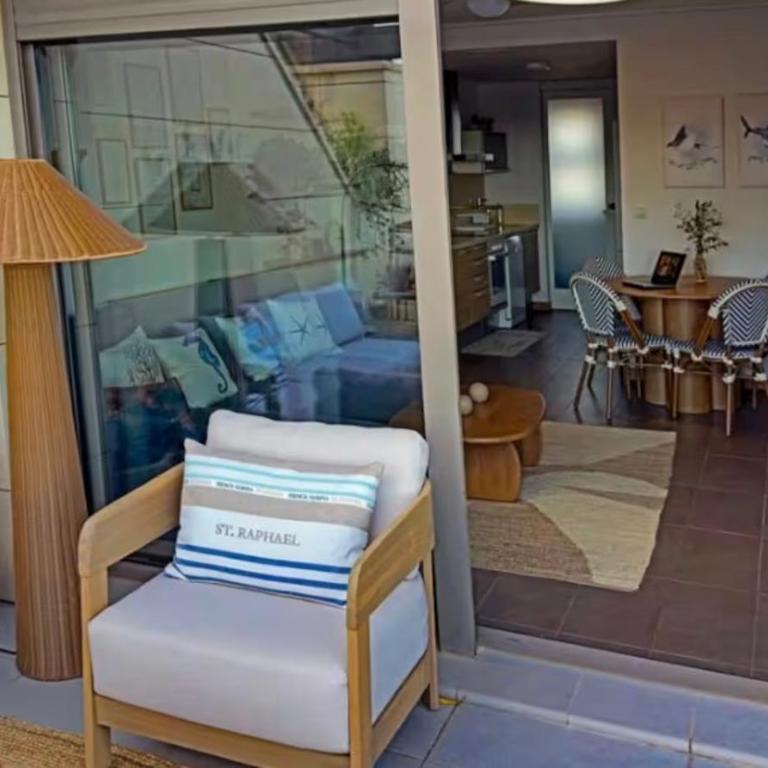 Atico Nuevo Piscina Infinita 8 min Aeropuerto - Two-Bedroom Apartment - 28