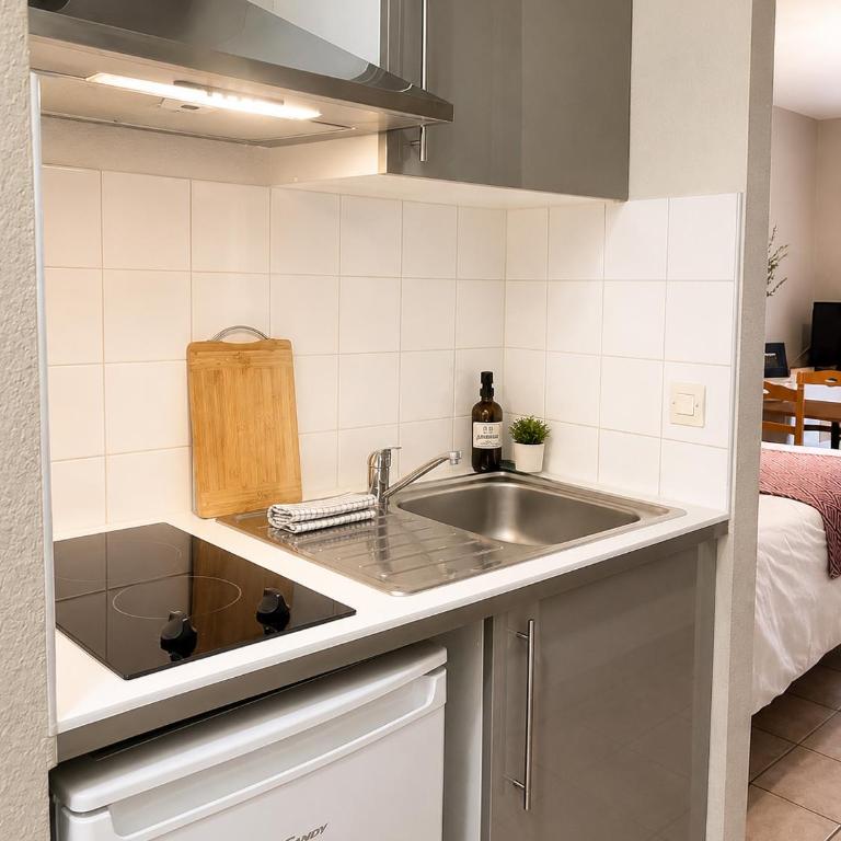 LE 139 carcassonne - Studio Standard - 13