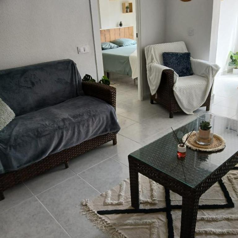 A 50 metros de la Playa - One-Bedroom Apartment - 4