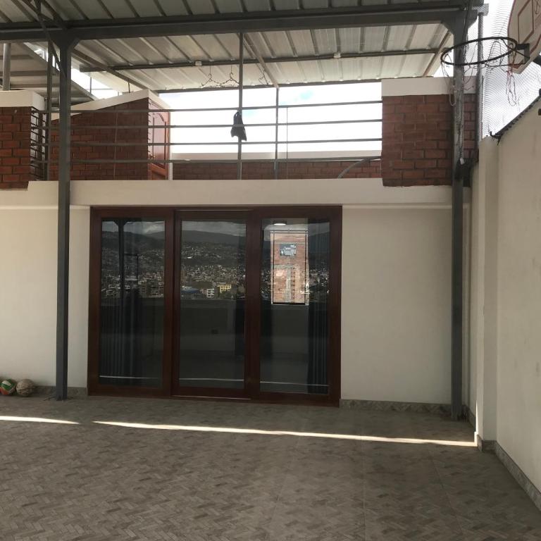 Nazarenas House spacious lodging for Large Group - Apartment - 4