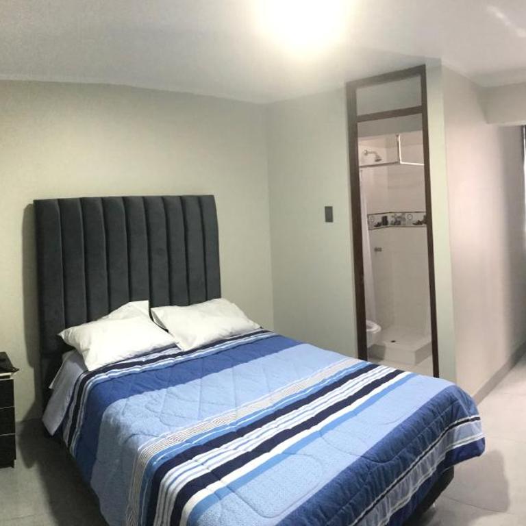 Nazarenas House spacious lodging for Large Group - Apartment - 5