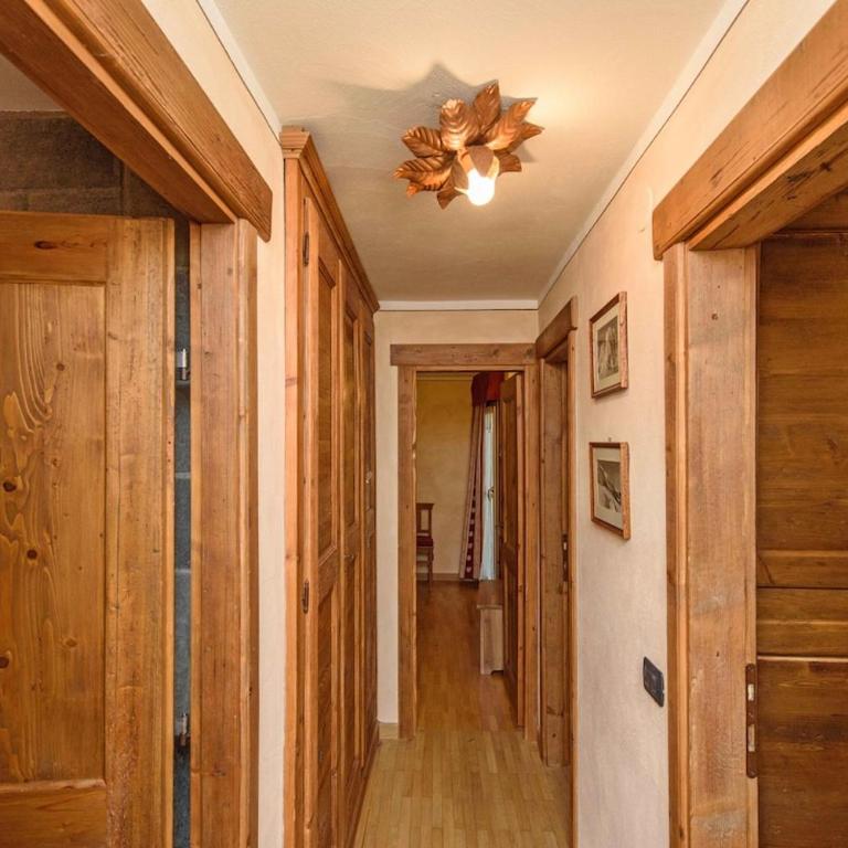 Red Suite Cervinia - Appartamento con 3 Camere da Letto - 10