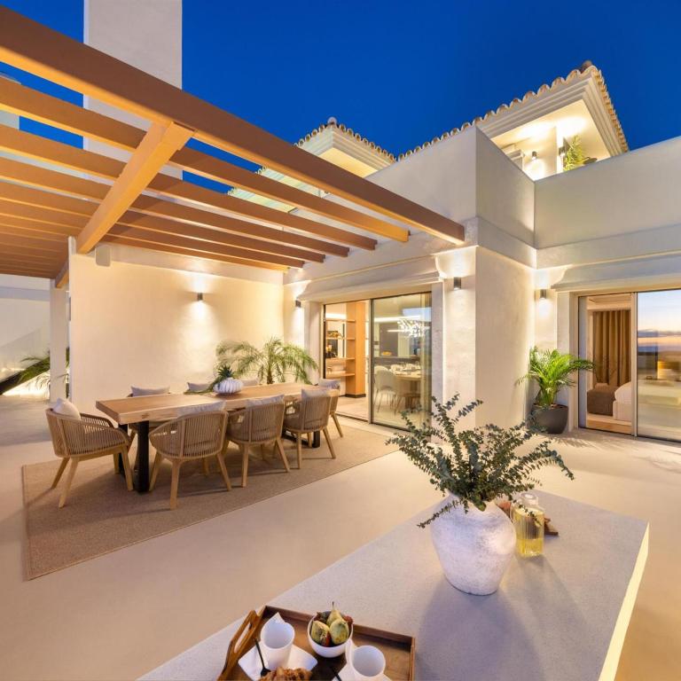 Atico en Los Belvederes - Three-Bedroom Apartment - 4