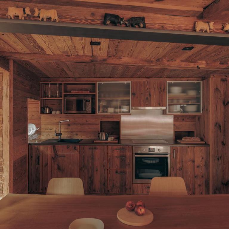 Le Rucher - Hotel Le Central & Chalets - Deluxe Apartment mit 3 Schlafzimmern - 8