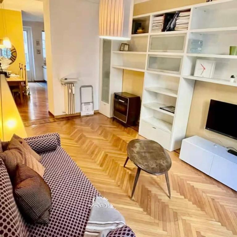 Gae Aulenti House Free WI-FI - Appartamento con 2 Camere da Letto - 27