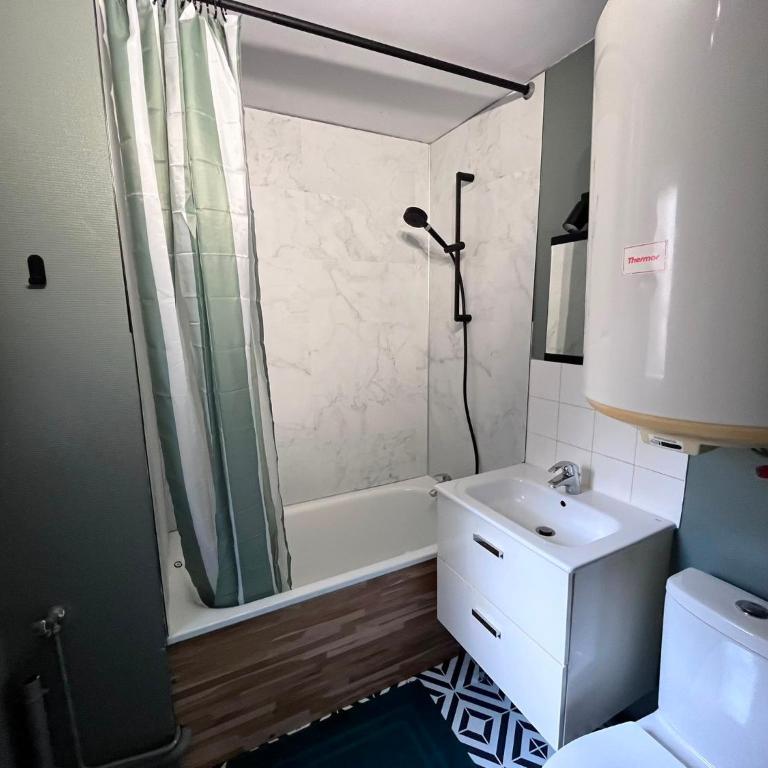 Charmant studio rénové en plein coeur d'Angers - Appartement 1 Chambre - 6