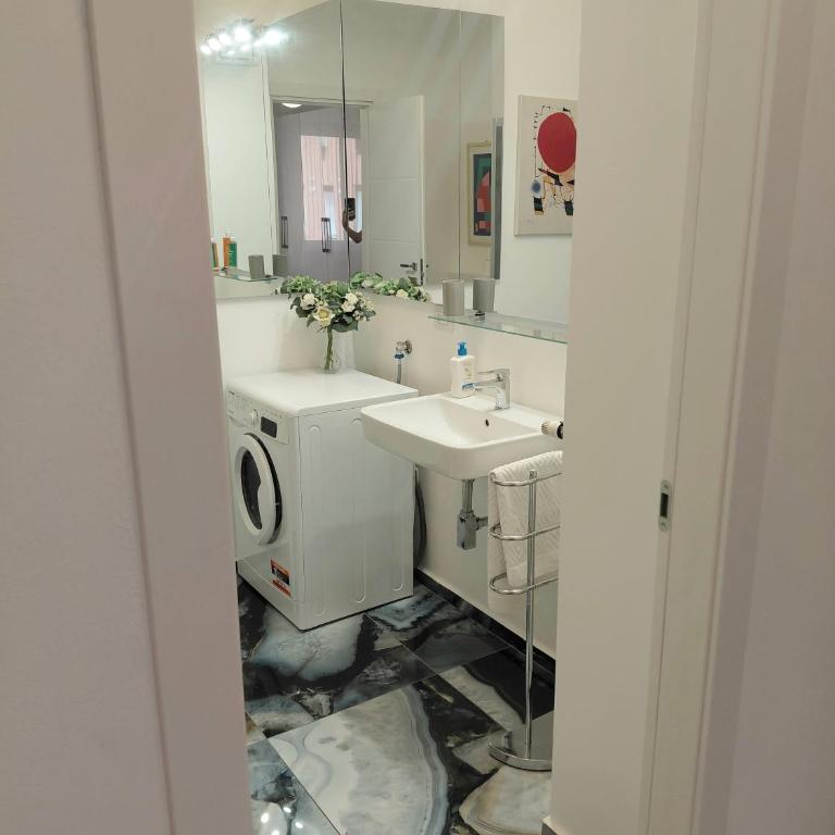 Comfortable Appartment Porta Venezia - Appartamento con 1 Camera da Letto - 19