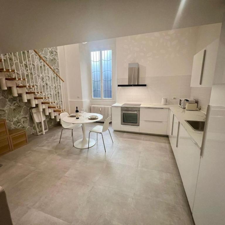 Loft Milano Futura Prada Foundation Free Wi-Fi M3 - Appartamento con 2 Camere da Letto - 2