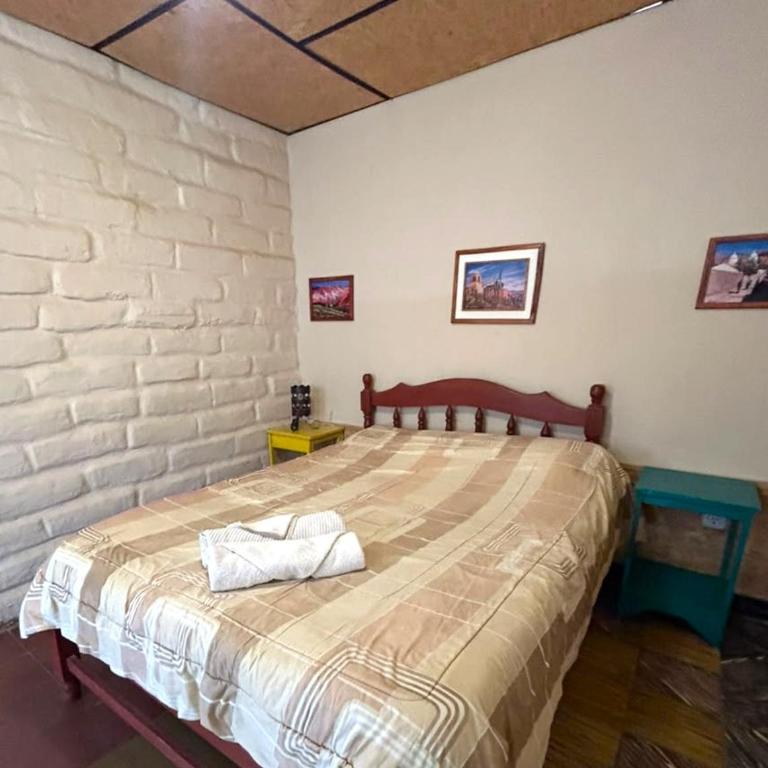 Hostal Humahuaca - Habitación Doble Estándar con baño compartido - 2