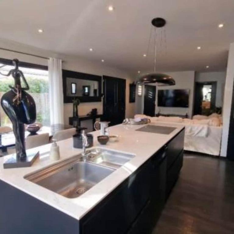 Villa Lagon - Three-Bedroom Villa - 25