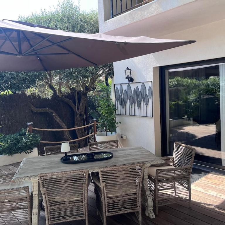 Villa Lagon - Three-Bedroom Villa - 44