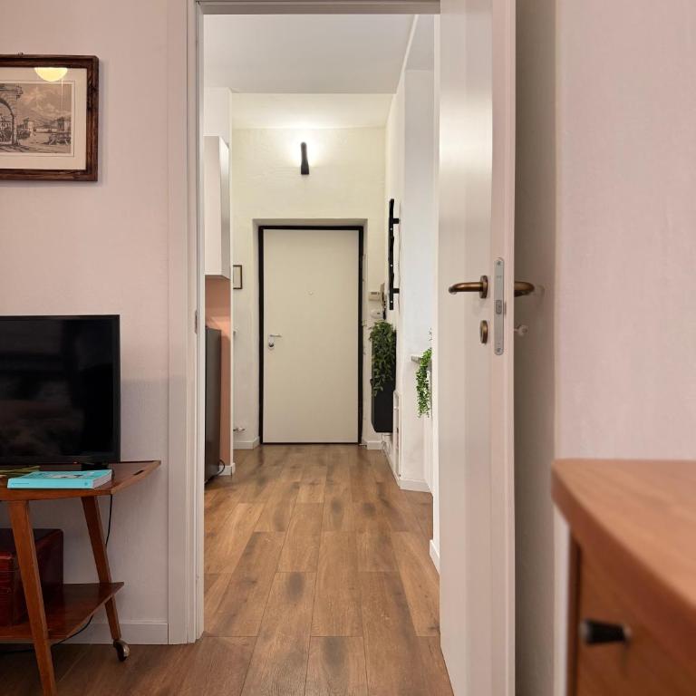 Cozy Apartment Near Lake Como With Parking - Appartamento con 1 Camera da Letto - 14