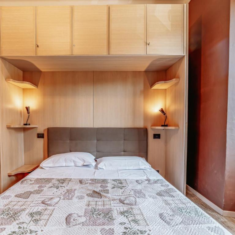 Claudio Flat - Metro Re di Roma & Wi-Fi - Appartamento Deluxe con 4 Camere da Letto - 29
