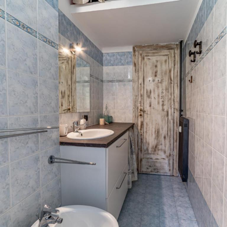 Claudio Flat - Metro Re di Roma & Wi-Fi - Appartamento Deluxe con 4 Camere da Letto - 11