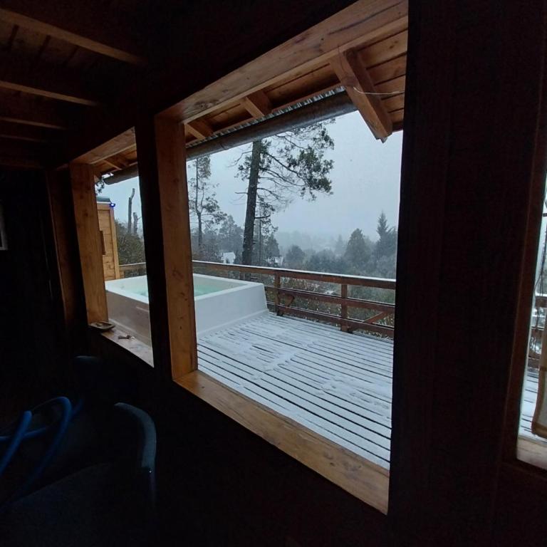 Refugio de bosque con Jacuzzi en terraza y Vista panorámica al lago - Casa de 2 dormitorios - 69