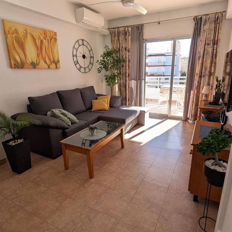Apartamento ROSETTE Solo Familias, Playa de Gandia - Apartment mit 3 Schlafzimmern - 2