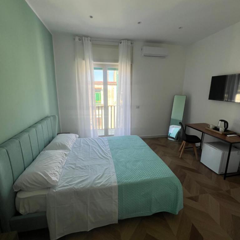 Nika Partenope Rooms - Camera Matrimoniale/Doppia con Letti Singoli con Bagno Privato - 4
