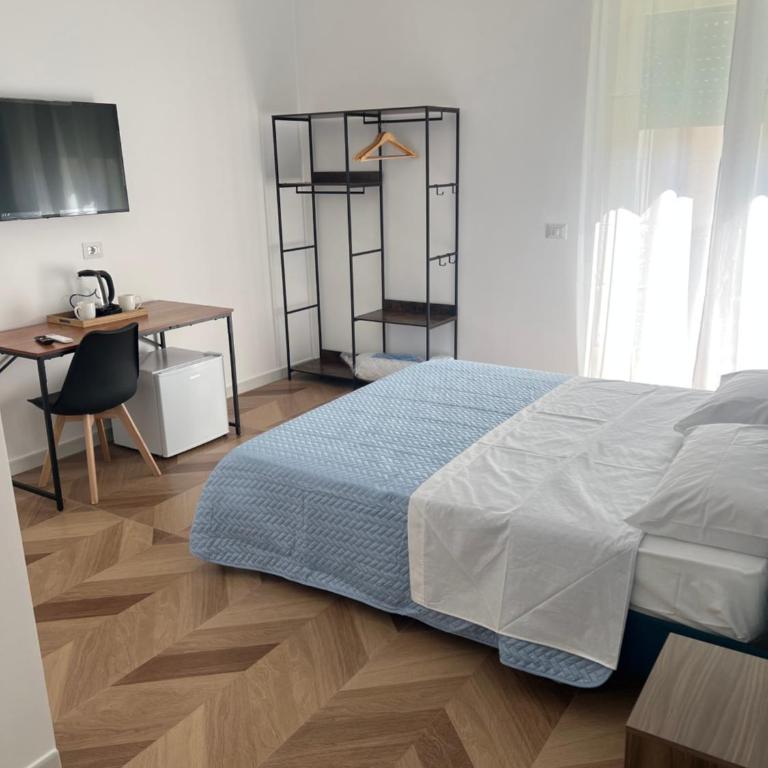 Nika Partenope Rooms - Camera Matrimoniale/Doppia con Letti Singoli con Bagno Privato - 11