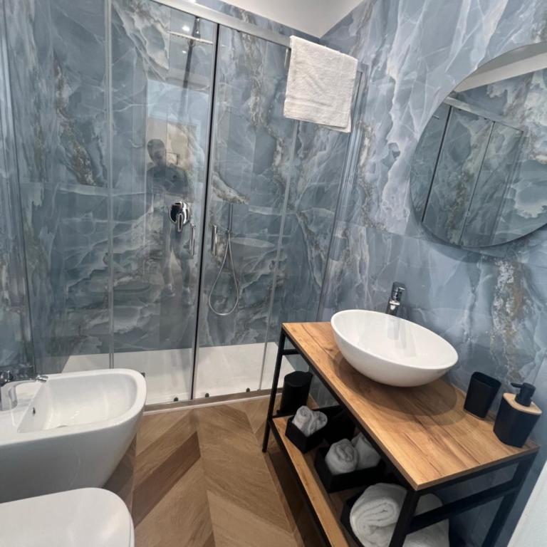 Nika Partenope Rooms - Camera Matrimoniale/Doppia con Letti Singoli con Bagno Privato - 17