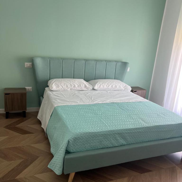 Nika Partenope Rooms - Camera Matrimoniale/Doppia con Letti Singoli con Bagno Privato - 18