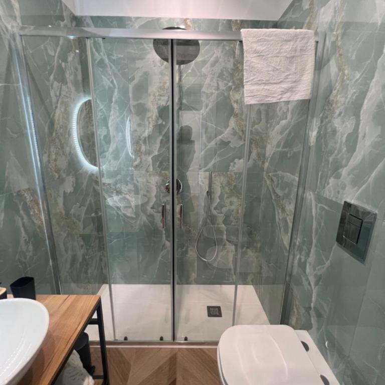 Nika Partenope Rooms - Camera Matrimoniale/Doppia con Letti Singoli con Bagno Privato - 24