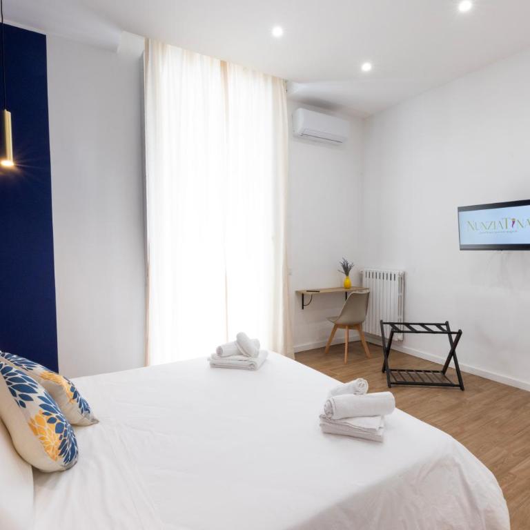 NunziaTina ai Quartieri Spagnoli - Deluxe Family Room - 11